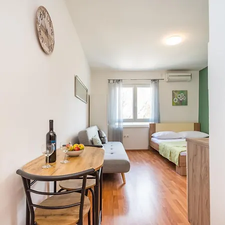 Studio And Rooms Zadar City Wall Exterior photo